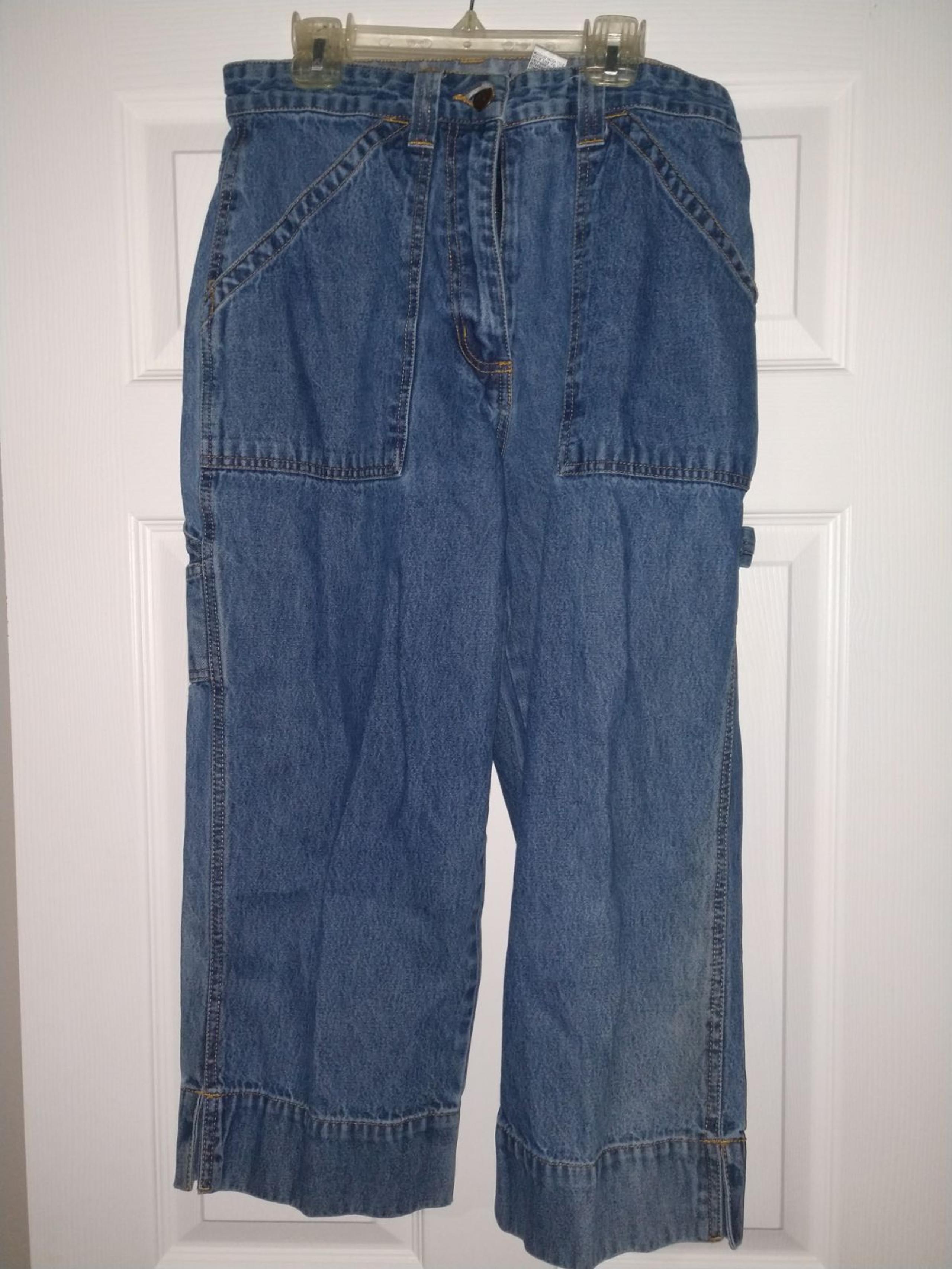 Capris Ladies size 8