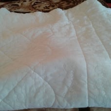 Vintage Lace Bedspread 84 x 84 (without ruffle)