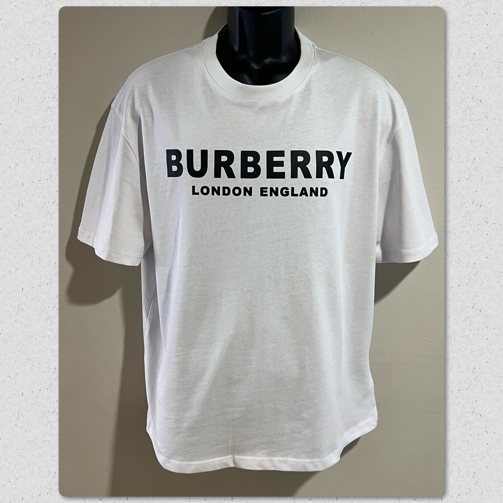Burberry t shirt