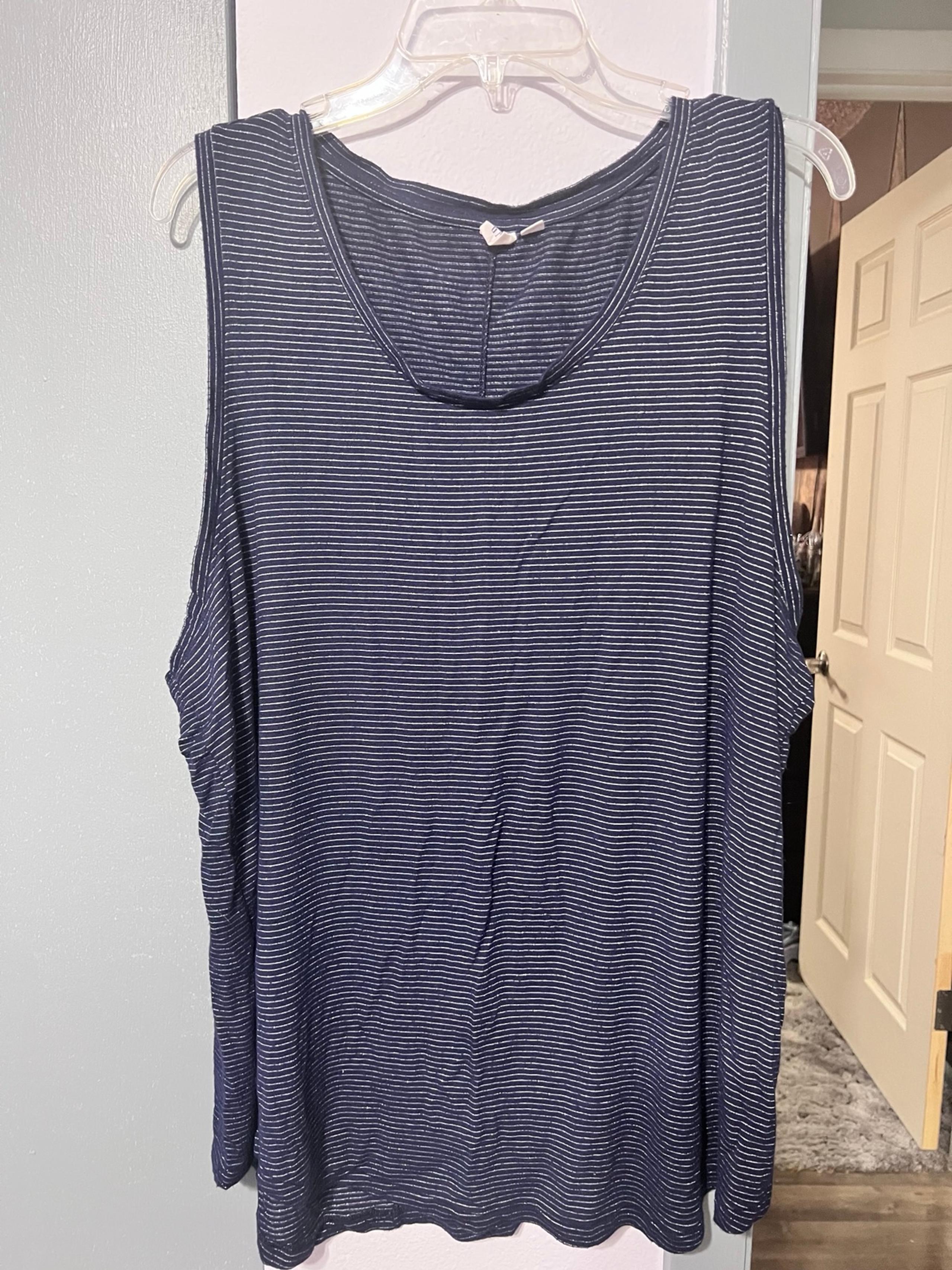 2 bundle Gap Tank Tops with Metallic size XXL 2XL