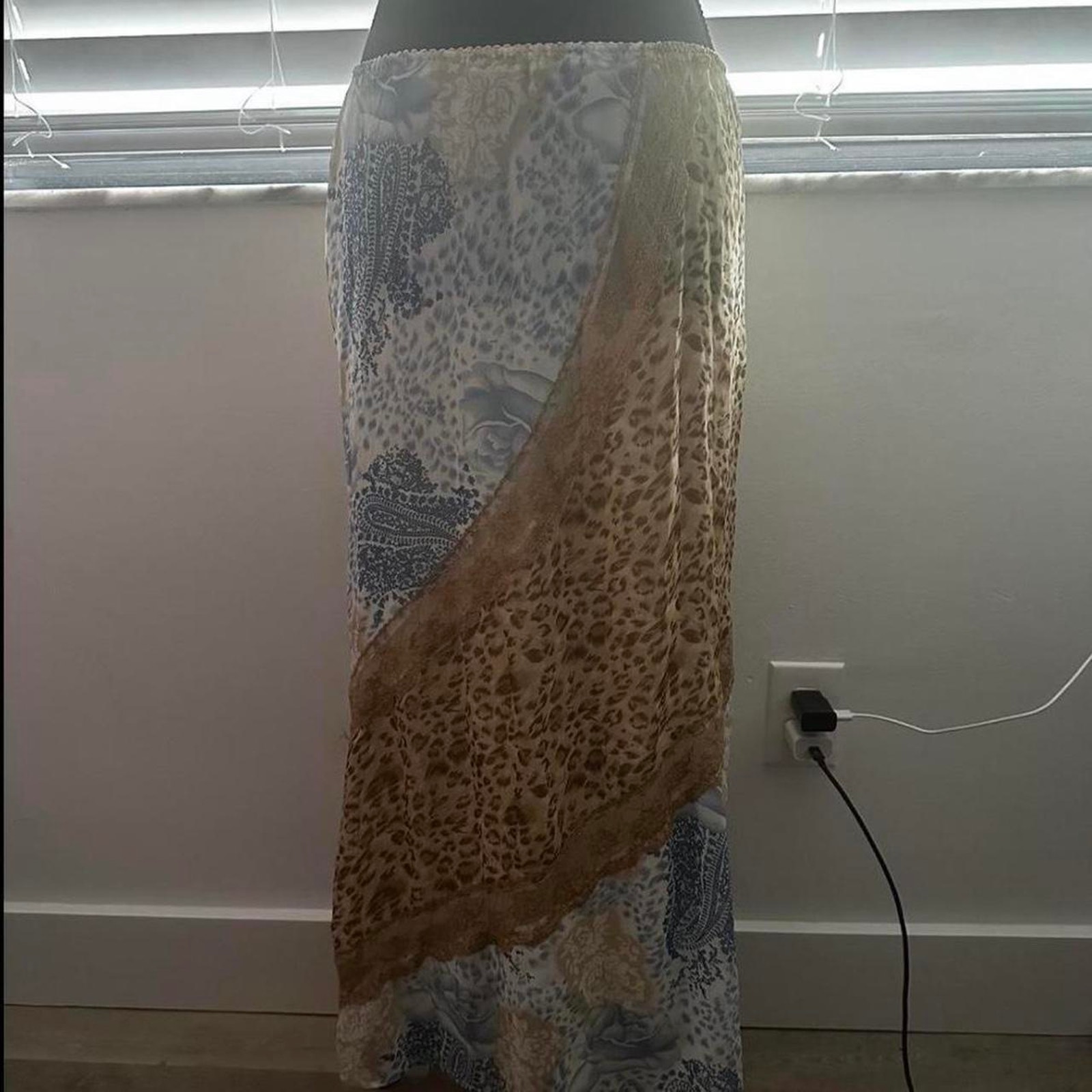 Vintage y2k maxi skirt