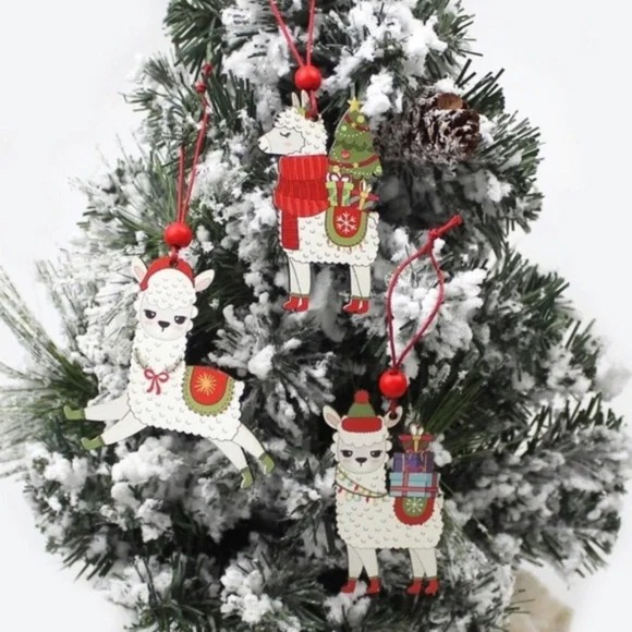New Sleek Laser Cut Wooden Llama Christmas Ornament - PERFECT for Gifting