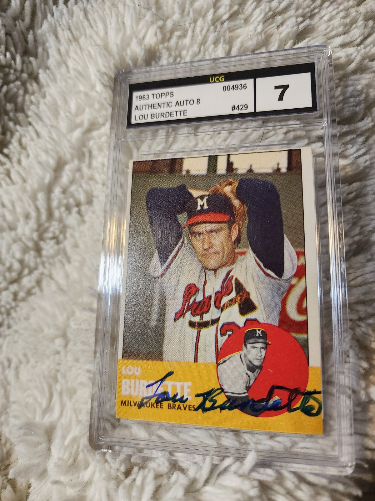 1963 Topps #429 Lou Burdette autographed UCG 8 AUTO 7 CARD