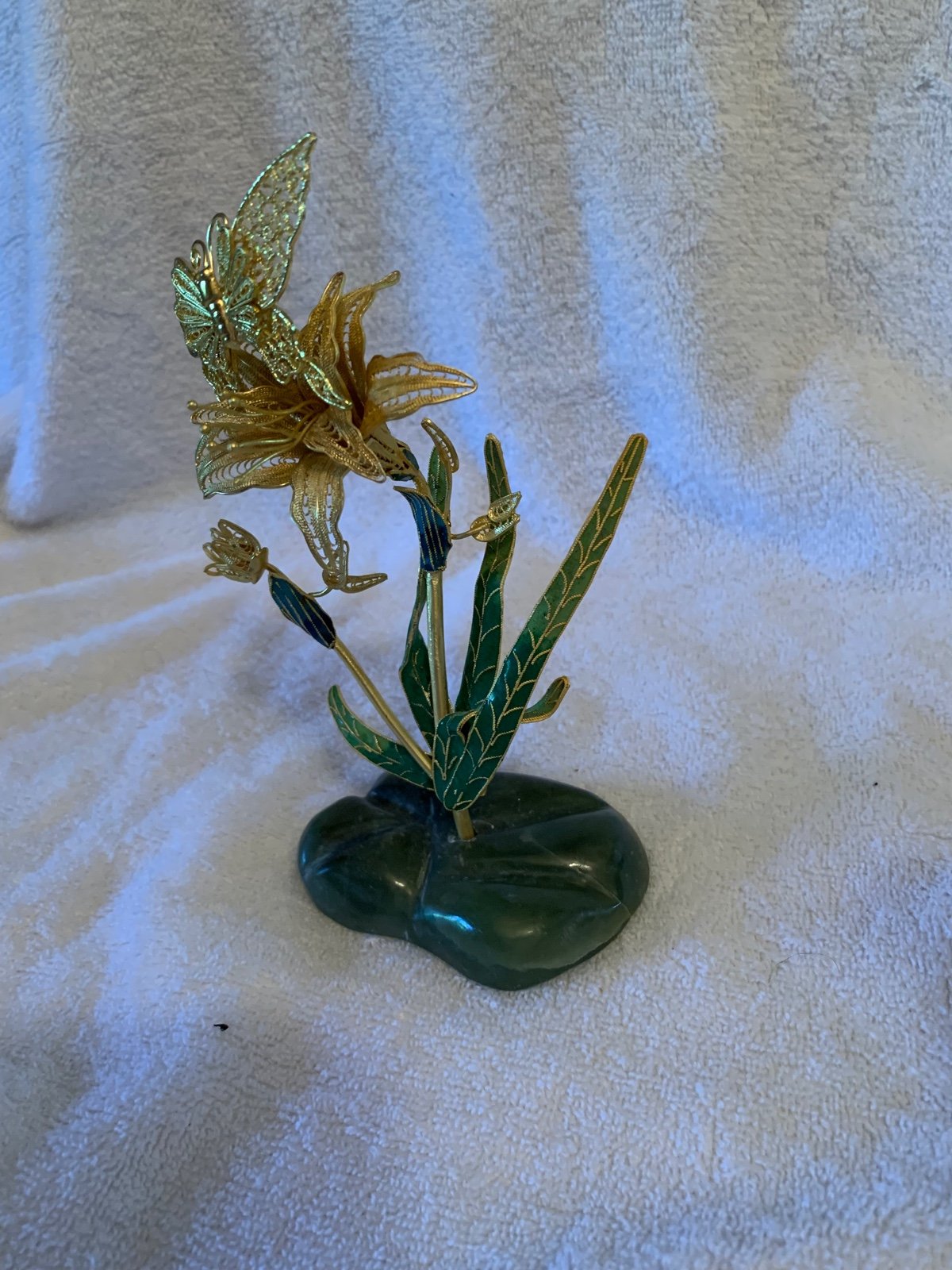 Flower with Butterfly Decoration