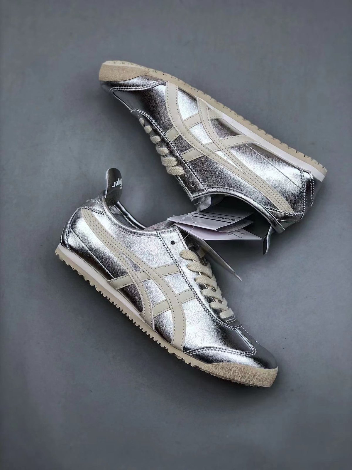 New Onitsuka Tiger Mexico 66 Silver Off White Sneakers Women's  Size EUR  39