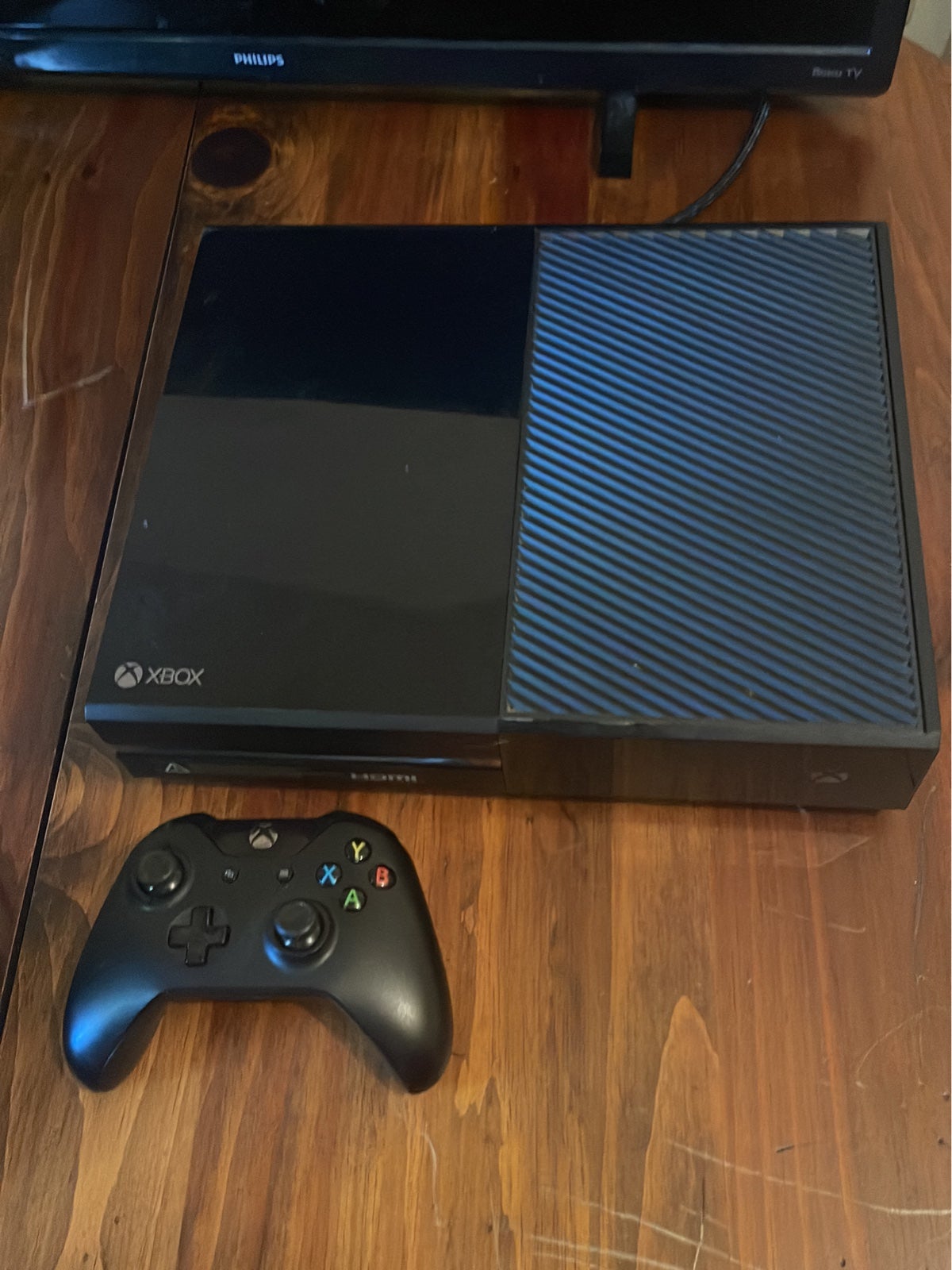 Xbox one 2024 500gb used