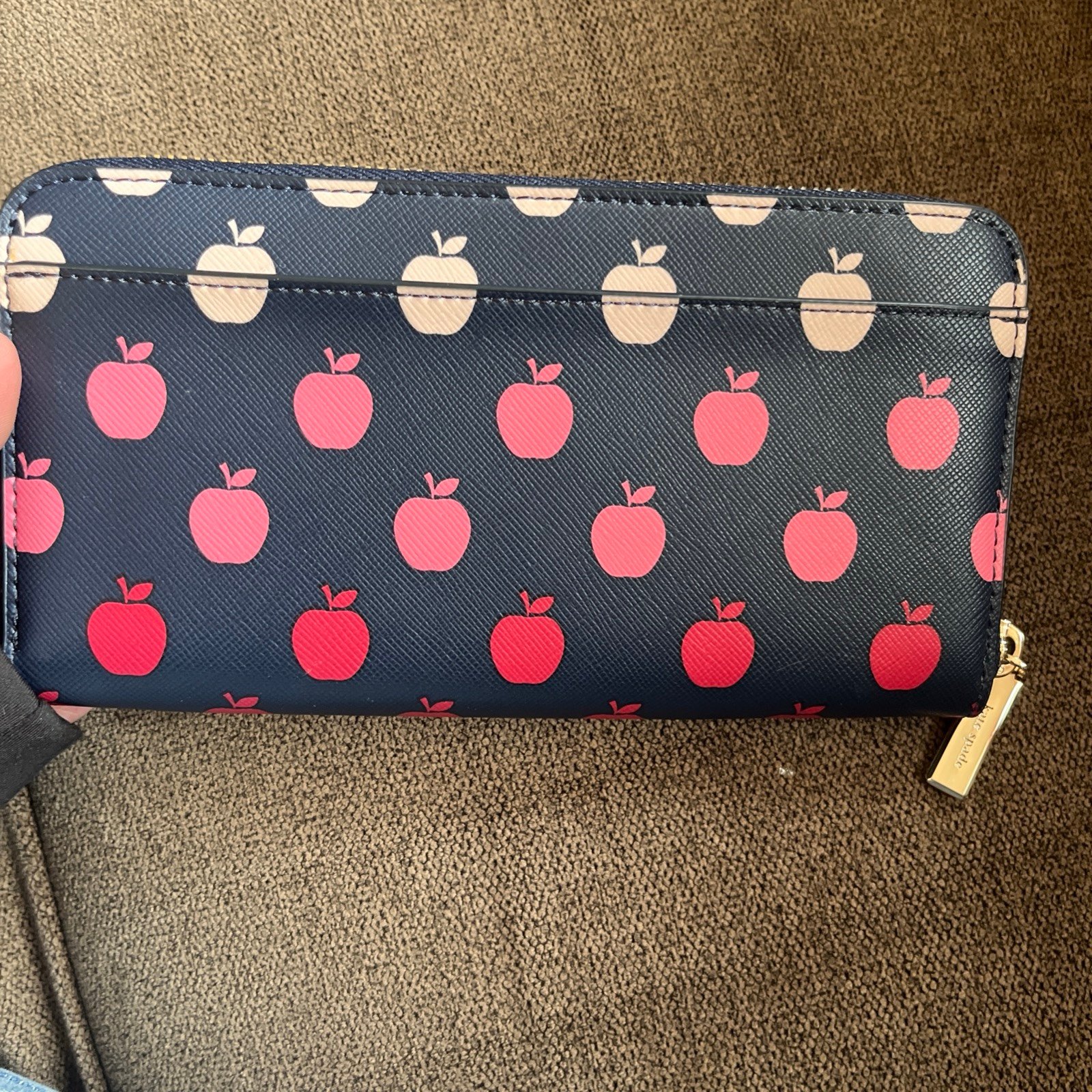Kate Spade NY Staci Orchard Degrade Apple Print Continental Zip Wallet K8296