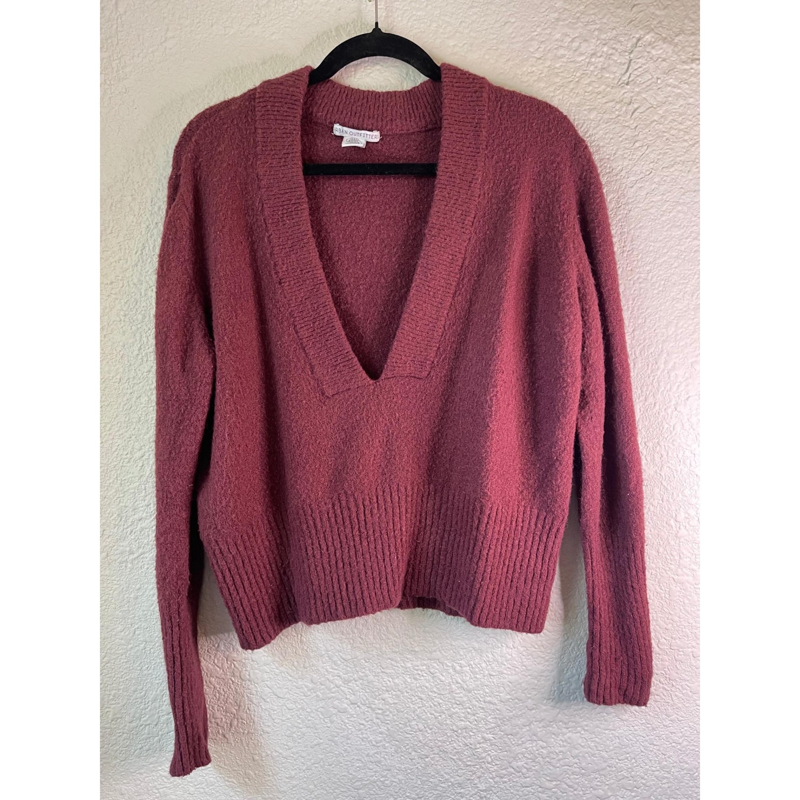 Urban Outfitters V-Neck Sweater Pullover Knit Cropped Boxy Fit Maroon S