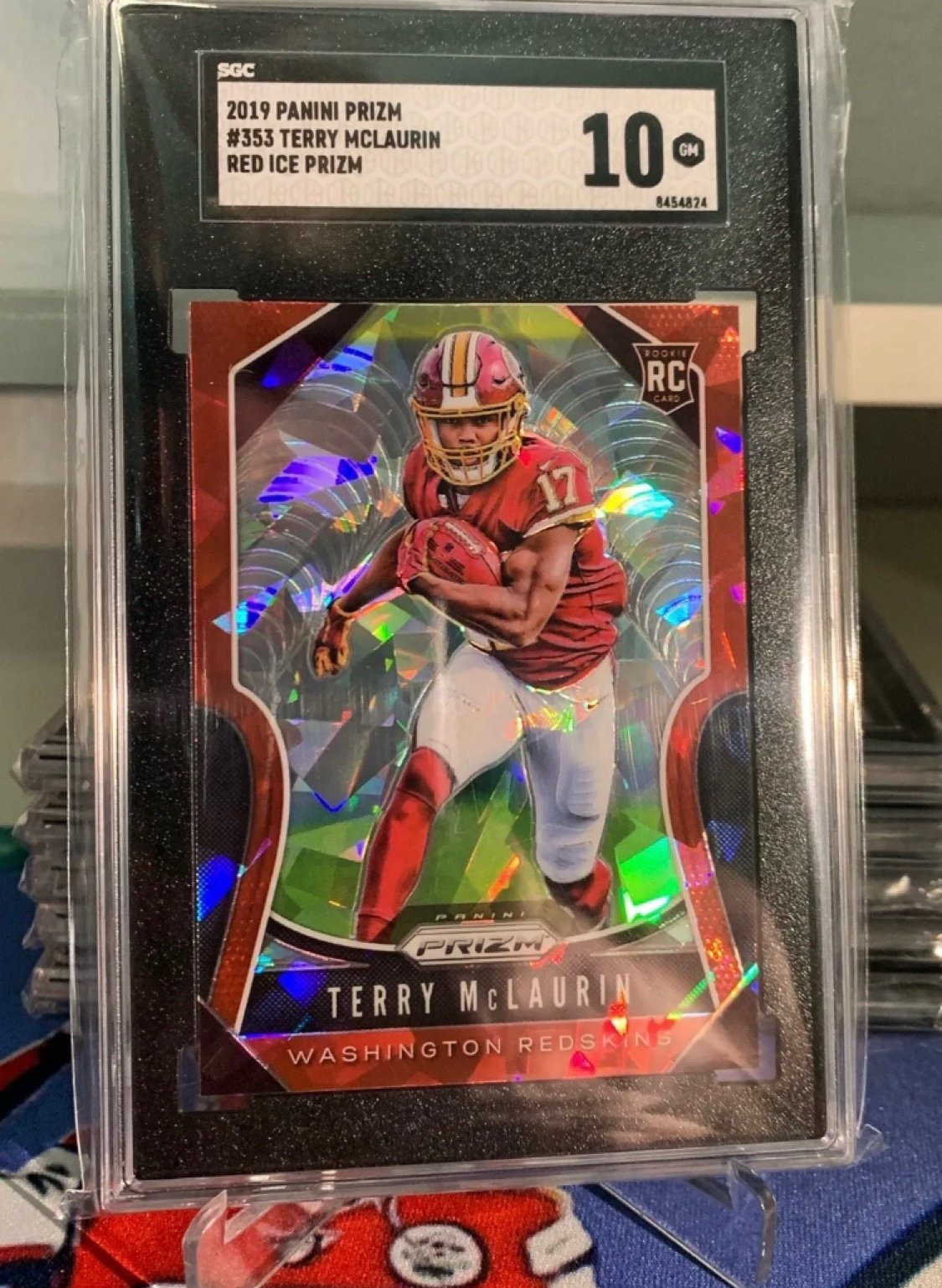 2019 PANINI PRIZM FOOTBALL TERRY MCLAURIN RC RED CRACKED ICE SGC 10 LOW POP!