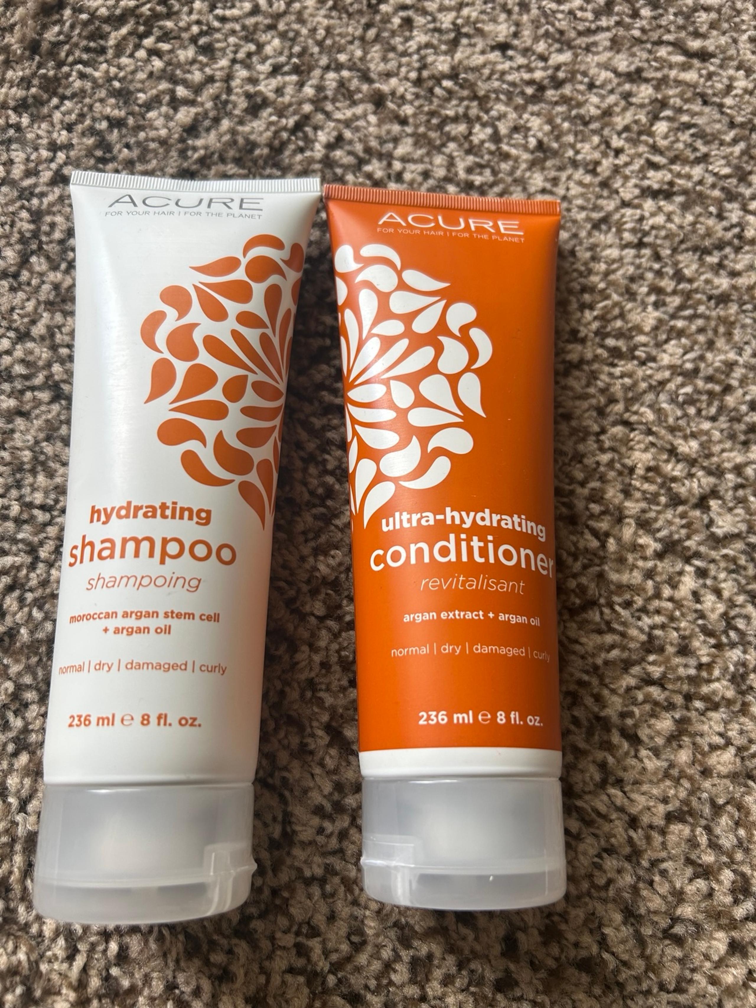 New full size Acure shampoo & conditioner set