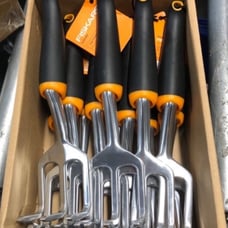 Fiskars 6-In Steel Hand Tiller 12 Pack  INVENTORY NUMBER: 1029318494