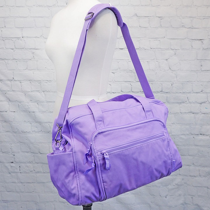 ❤️ vera bradley Lavender Petal Medium Weekender Lilac Purple Floral