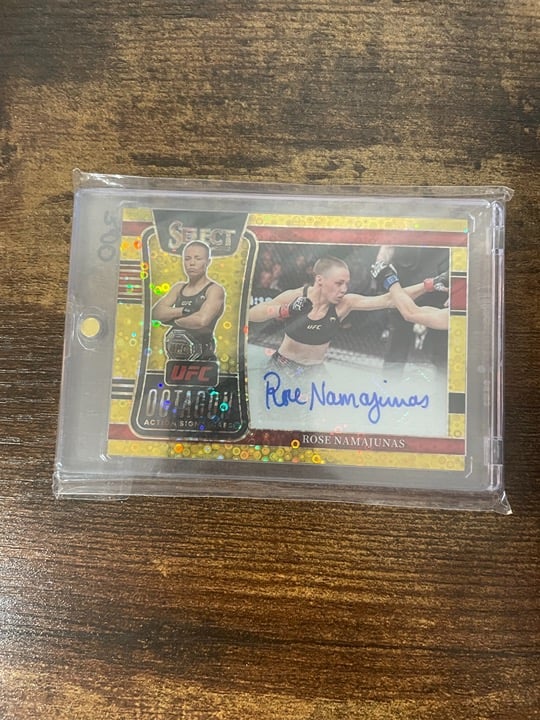ROSE NAMAJUNAS GOLD DISCO /10 UFC SELECT 2022