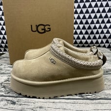 UGG Tazz Mustard Seed Wmns Platform Slippers Size 7