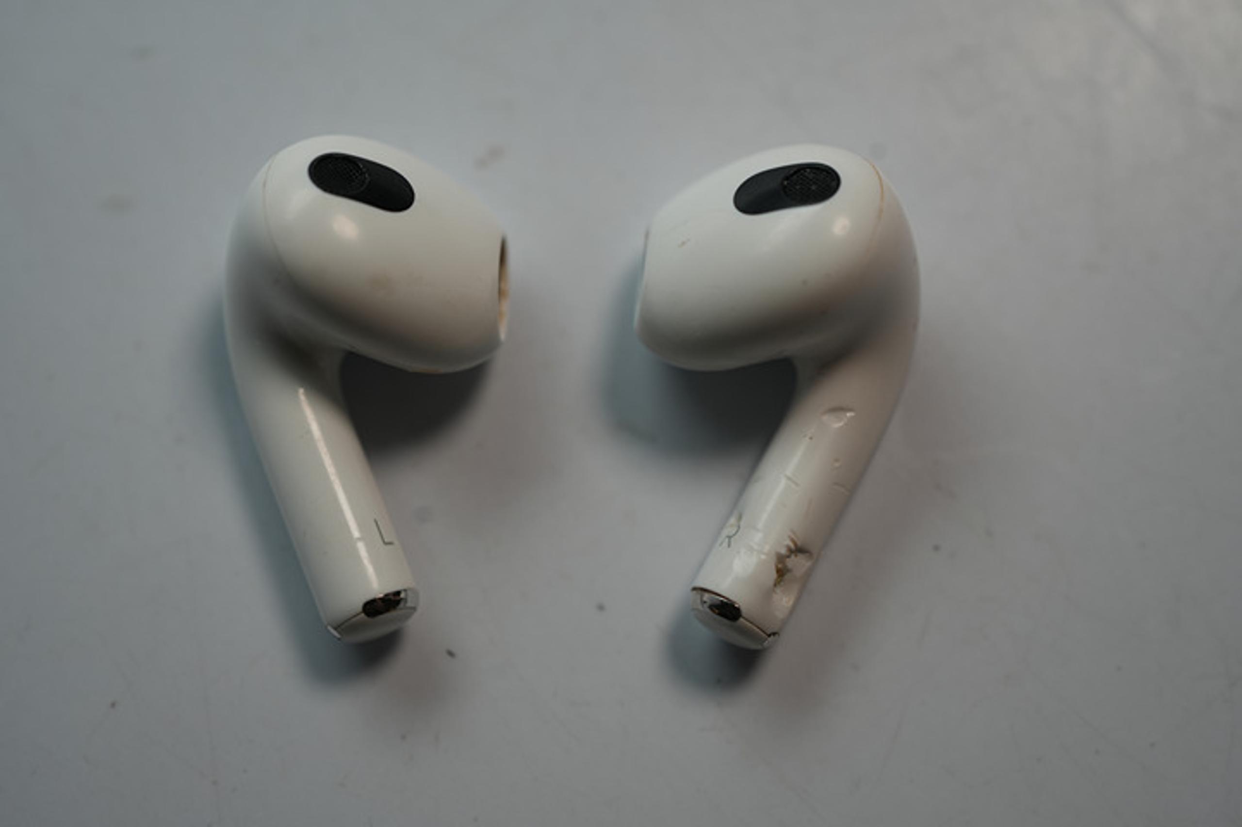 AirPods Pro PARTS