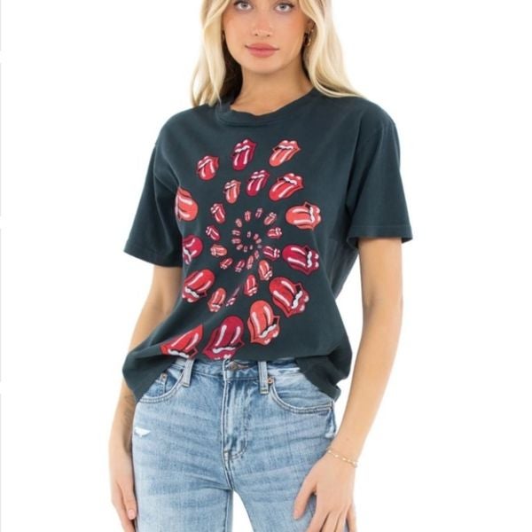 New! DAYDREAMER Rolling Stones spiral tee
