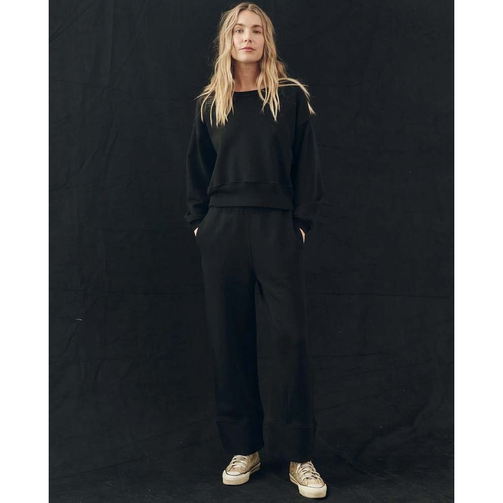 DAISY LIN Elegant Flare Velour Pants