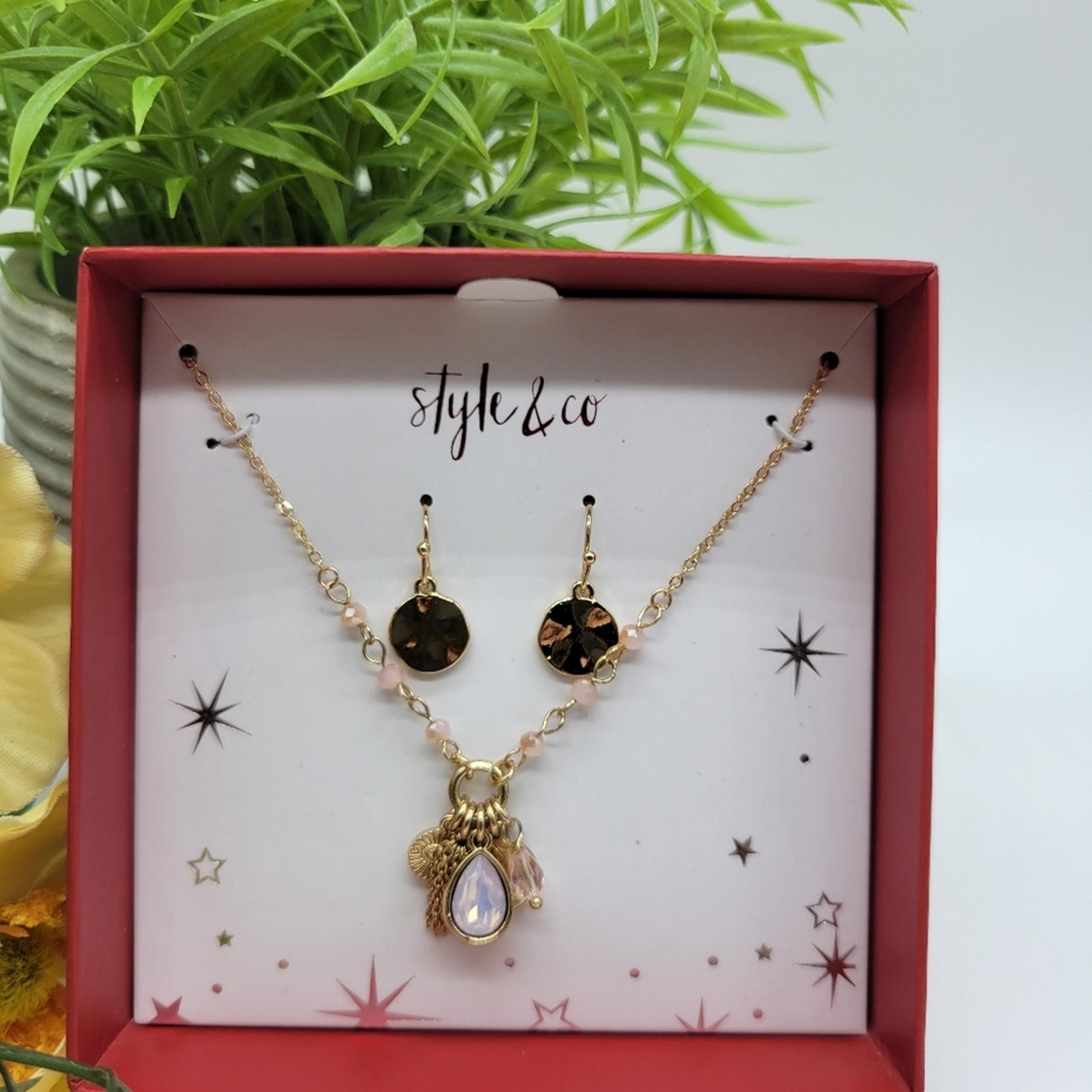 Style & Co necklace and earring set, New