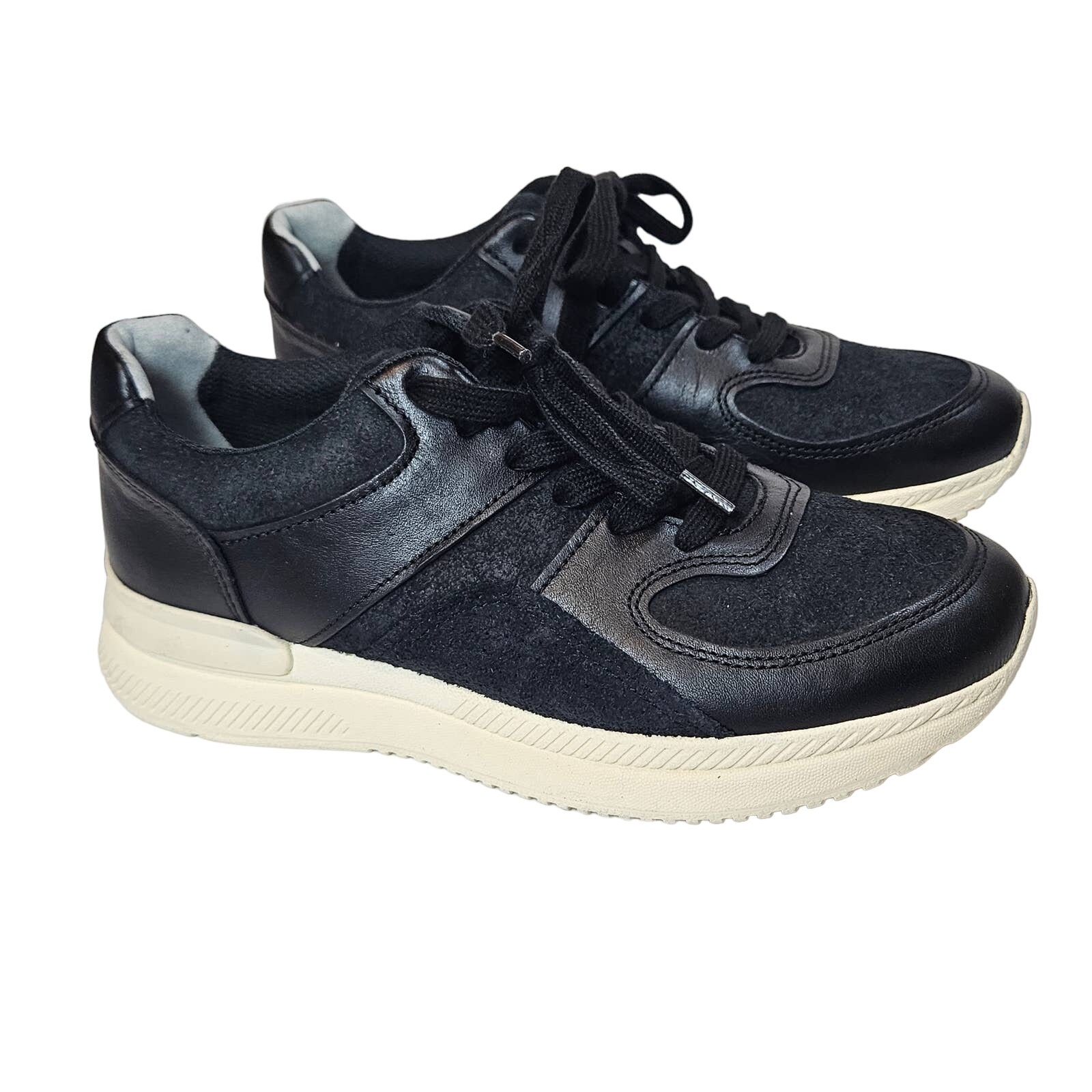 Everlane The Trainer Sneaker in Black Men's 5 Women's 7