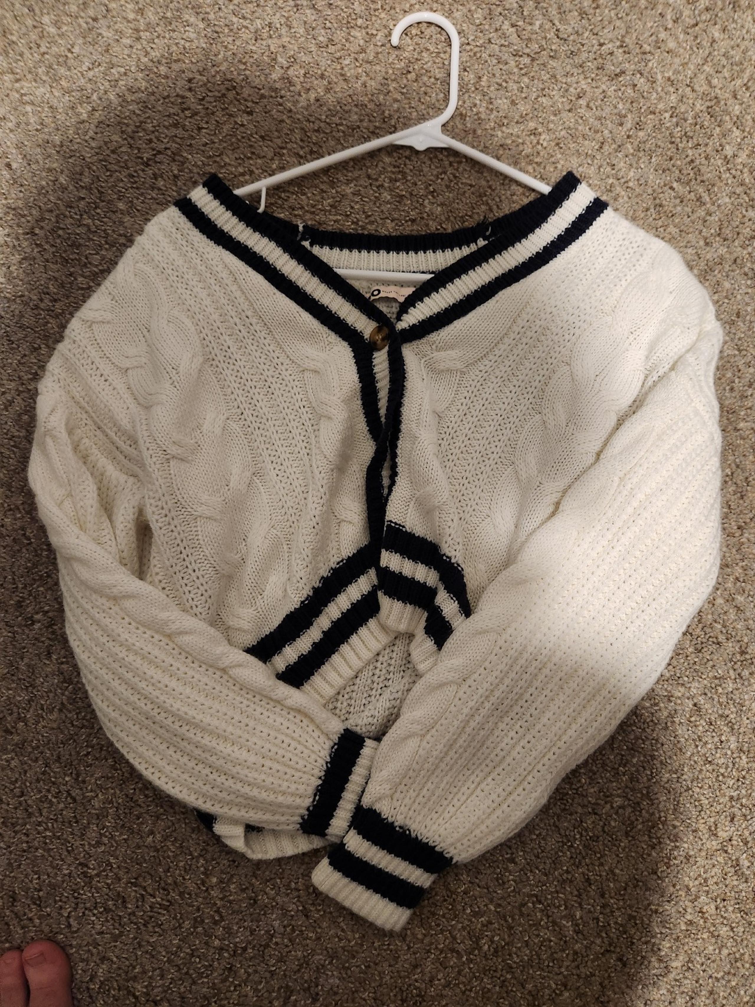 Small cardigan top