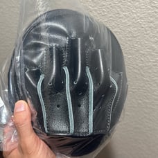 Winning Boxing mitts (Black)