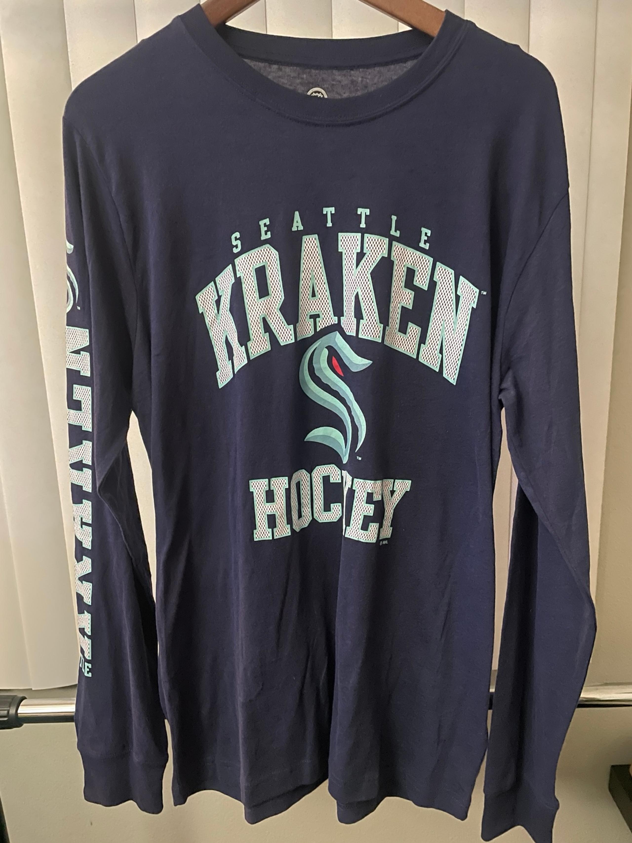 NWT Men's Seattle Kraken Long Sleeve NHL Hockey Big Print Logo Shirt Size Large