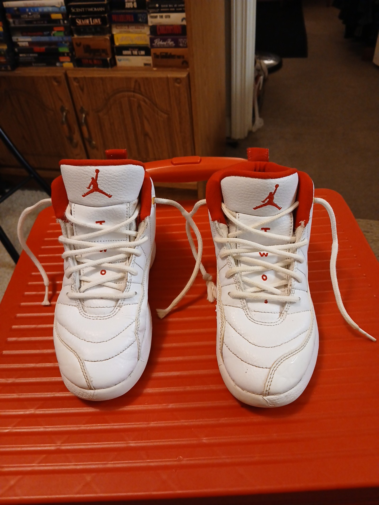 Jordan Two3 151186-107, Size 1Y.