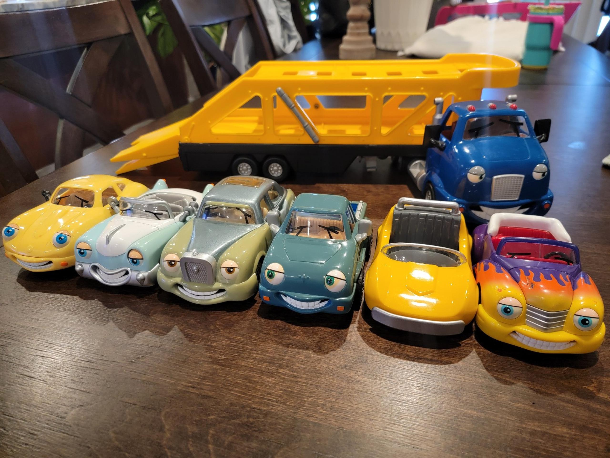 Chevron Cars Collection - Collectables