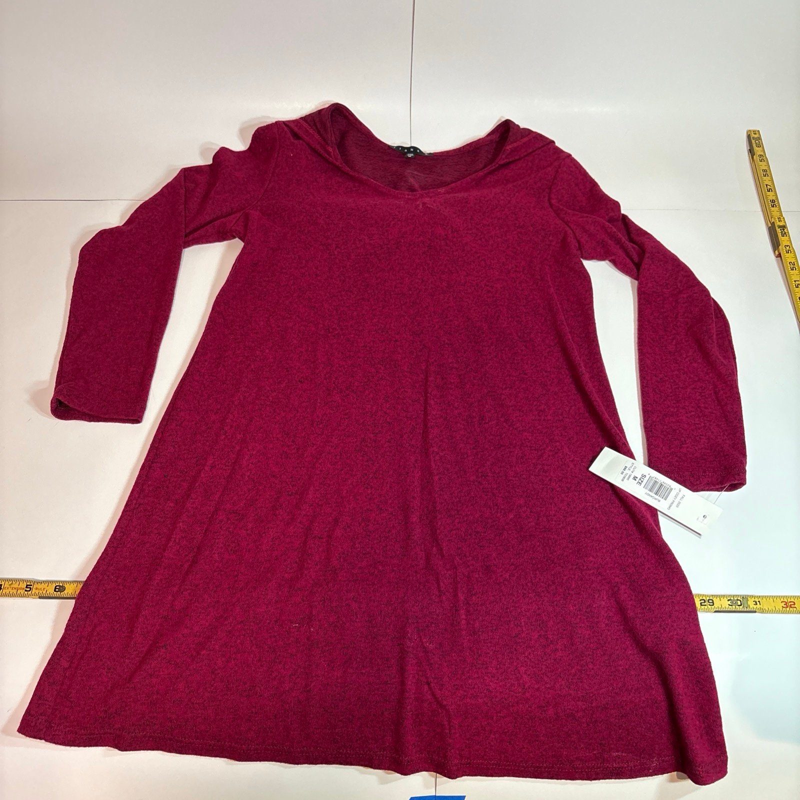 Tiana B Fall 2020 Women’s Cozy Up Hoodie Size Medium - NEW