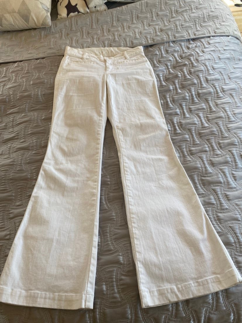 7 for all mankind white bootcut jeans 27