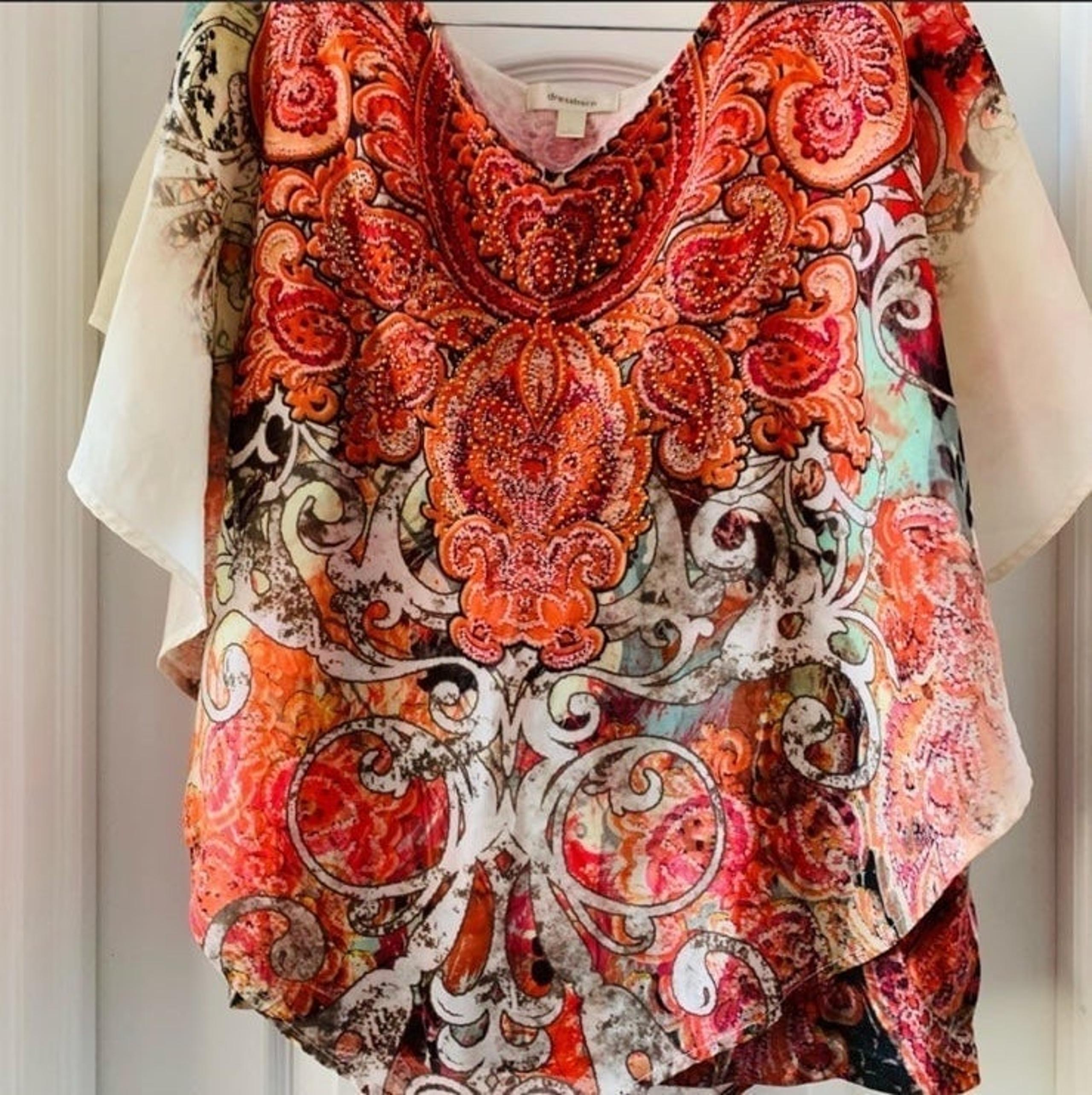 GORGEOUS DRESS BARN BUTTERFLY STYLE BLOUSE-LARGE
