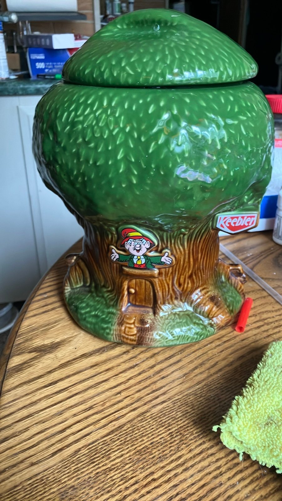 Antique cookie jar, Keebler elves perfect