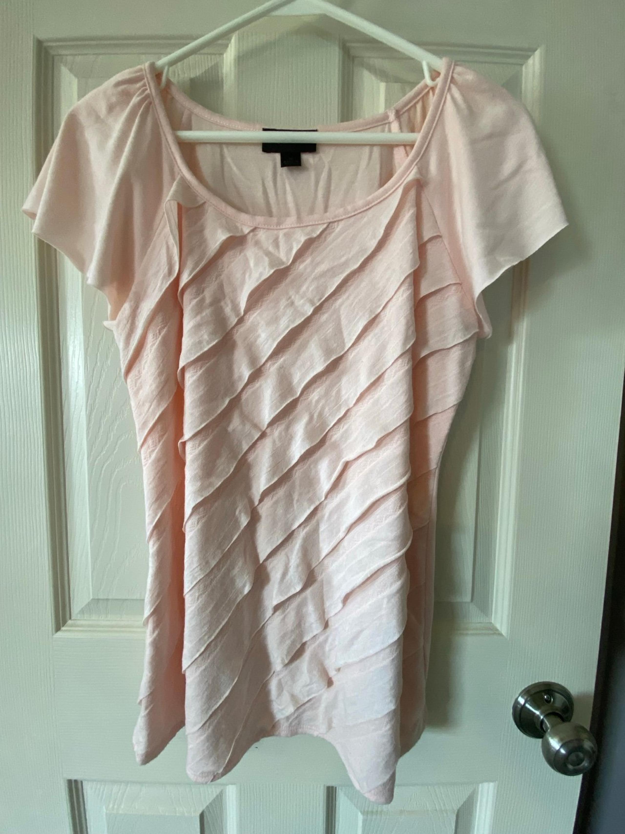 AB Studio Women’s Top, Size Medium