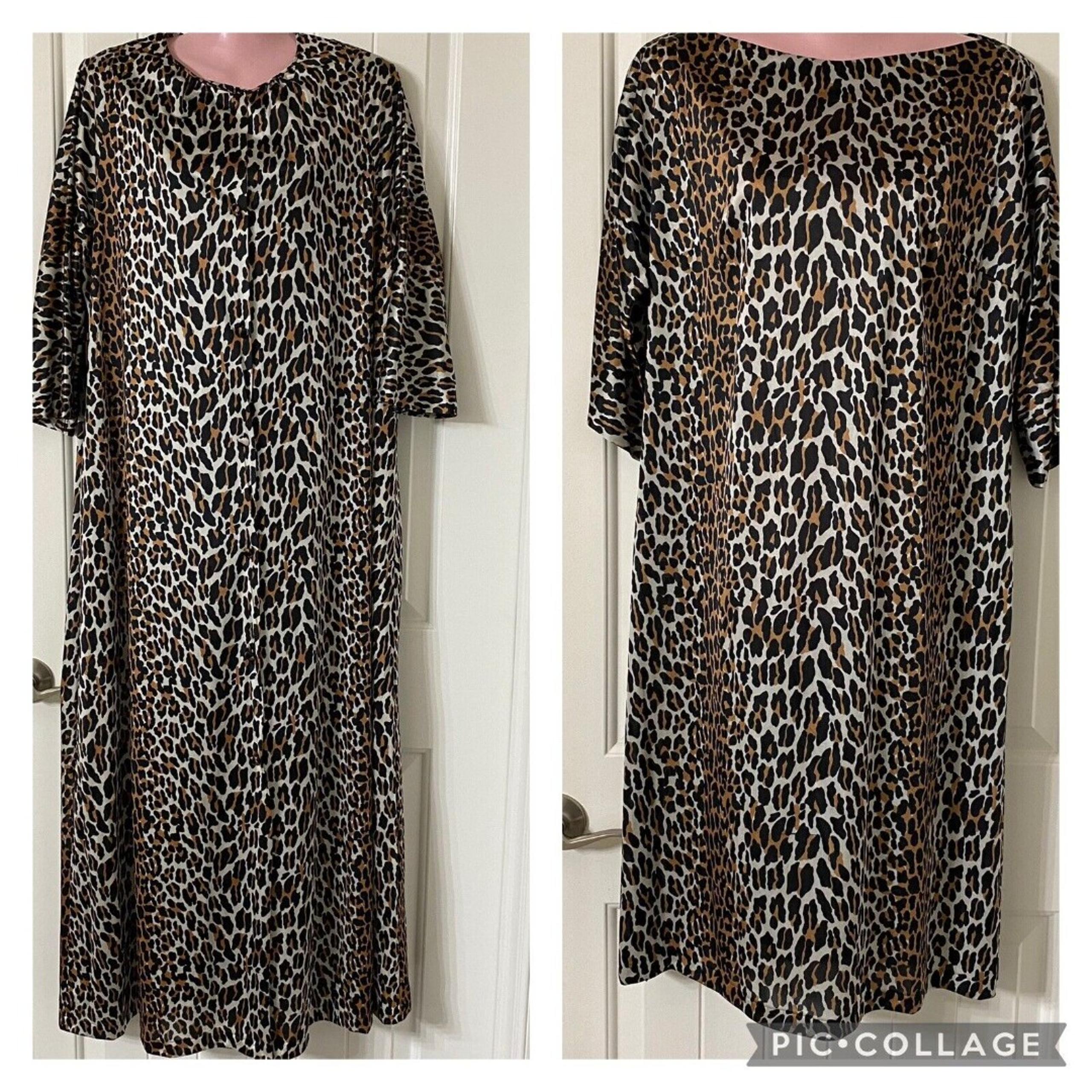 Vintage Vanity Fair Nightgown Robe Women's Medium Leopard Animal Peignoir Set