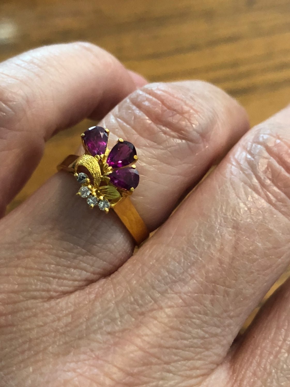 14k Solid Gold Ring w/Rubies & Diamonds