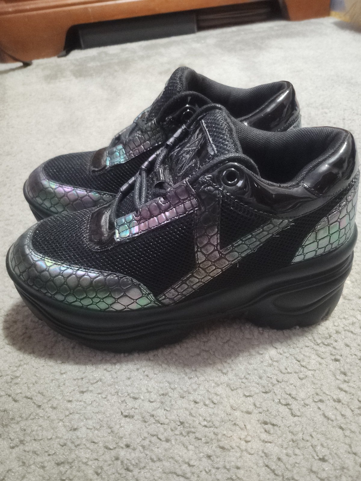 YRU X IHR Exclusive Matrixx Sneakers