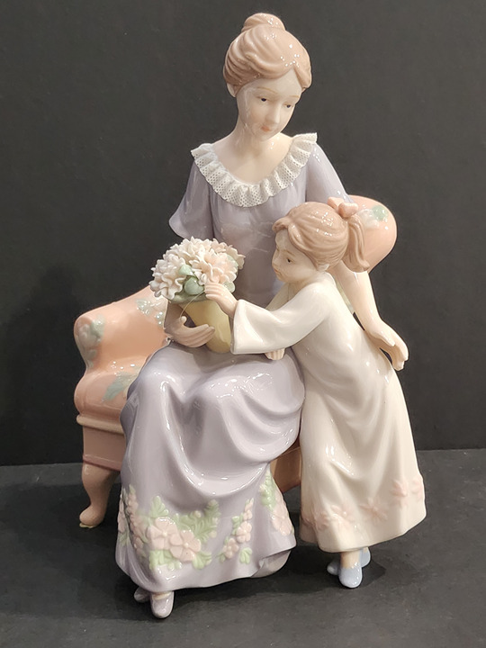 Lladro Style Mother and Child with Flowers Ceramic Figurine by VBNHGF