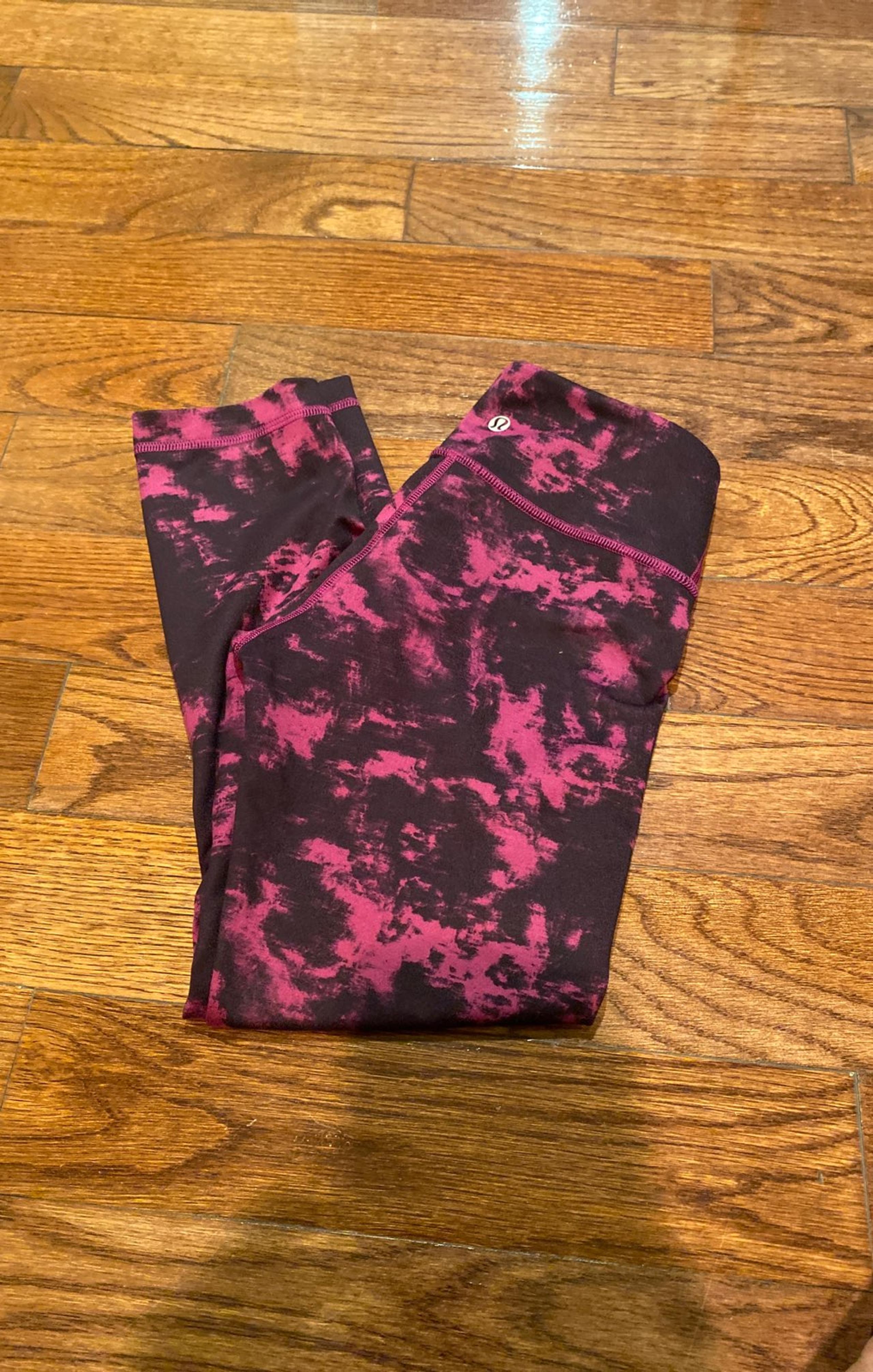 Lululemon capri size 2