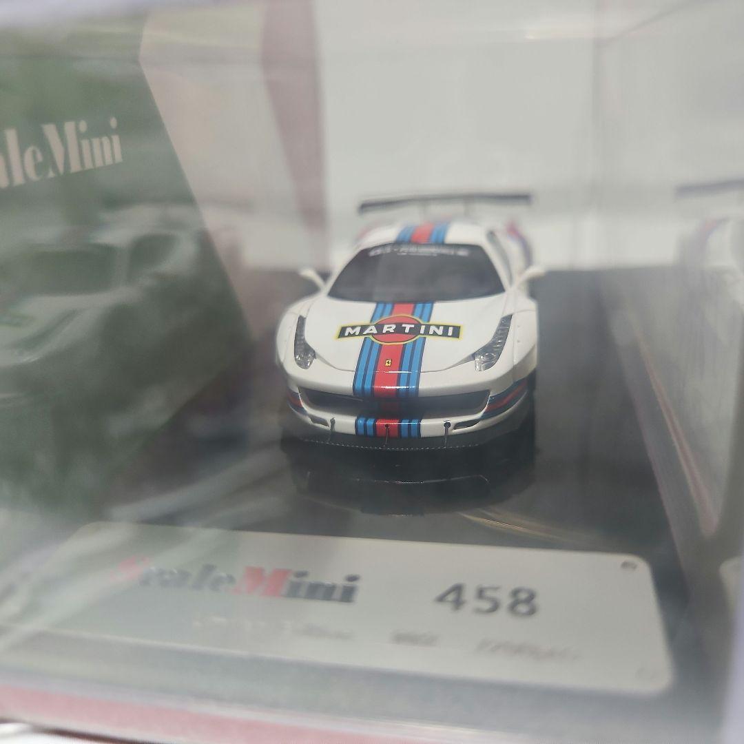 1/64 Ferrari 458 Martini Ferrari Martini
