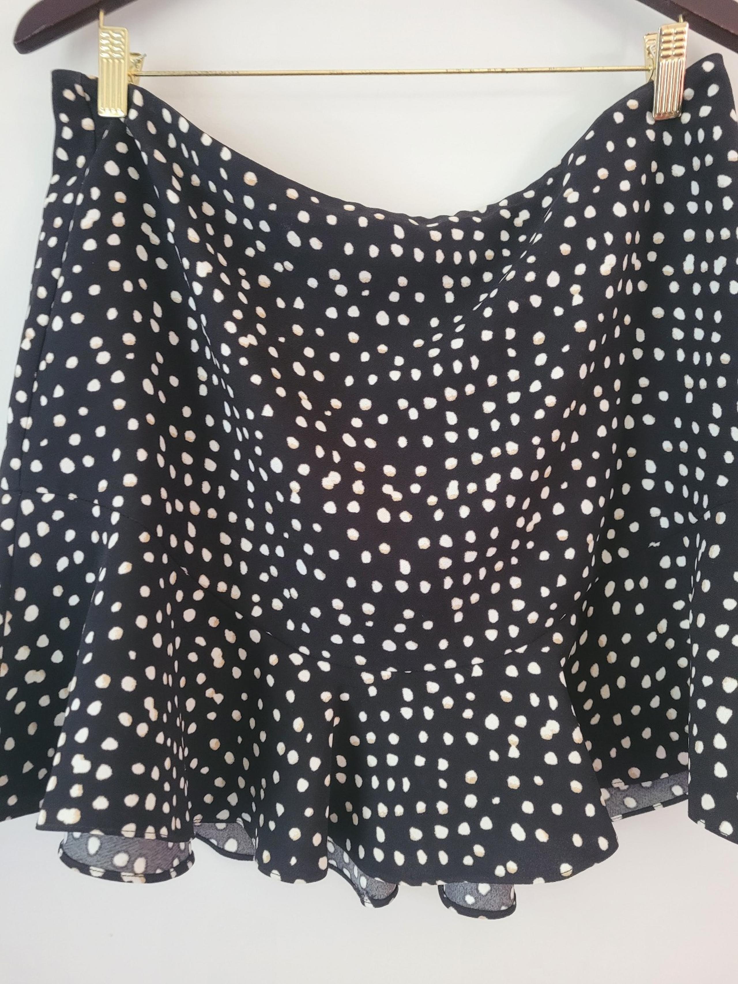 Banana Republic mini ruffle skirt size 14