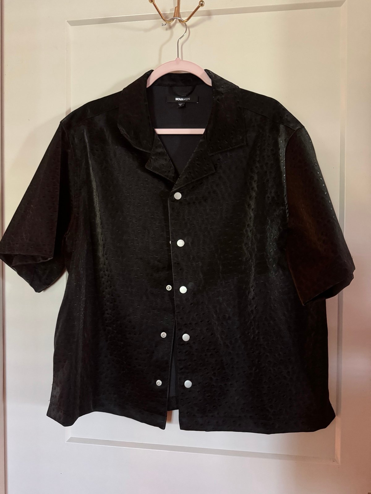 FashionNova Men's Retro-Crop Shirt