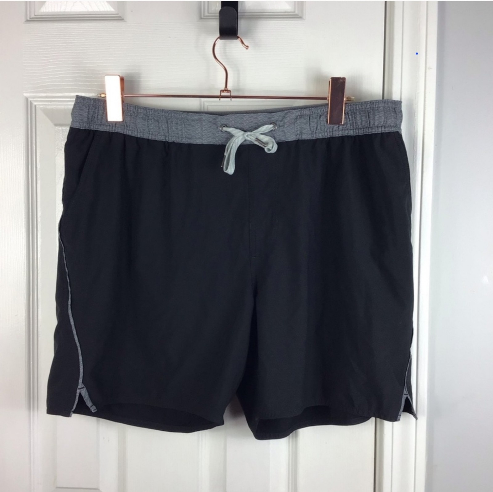 Vuori Trail Runner Short - Men's Size X-Large