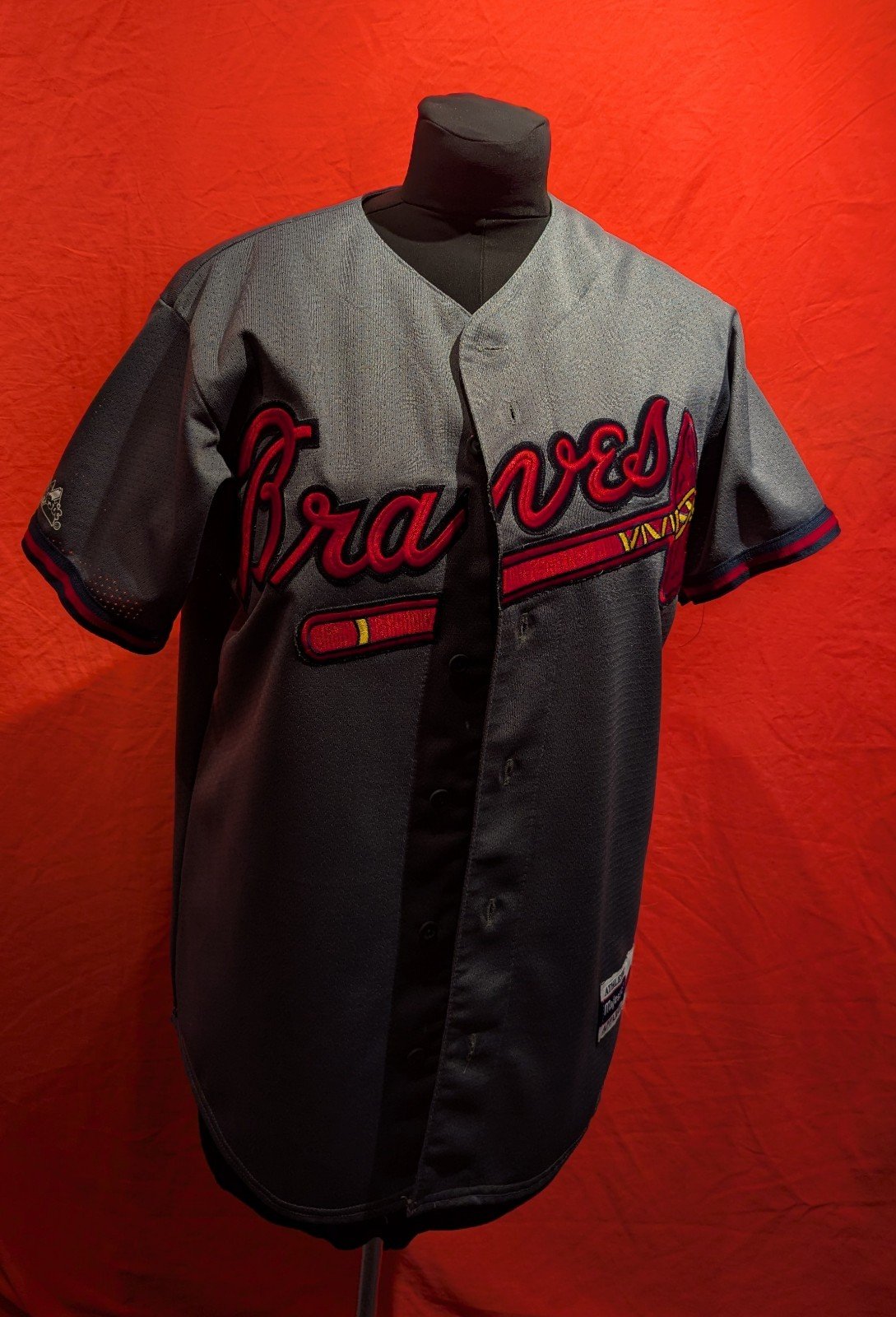 Vintage gray MLB Atlanta Braves button down Jersey sz Med