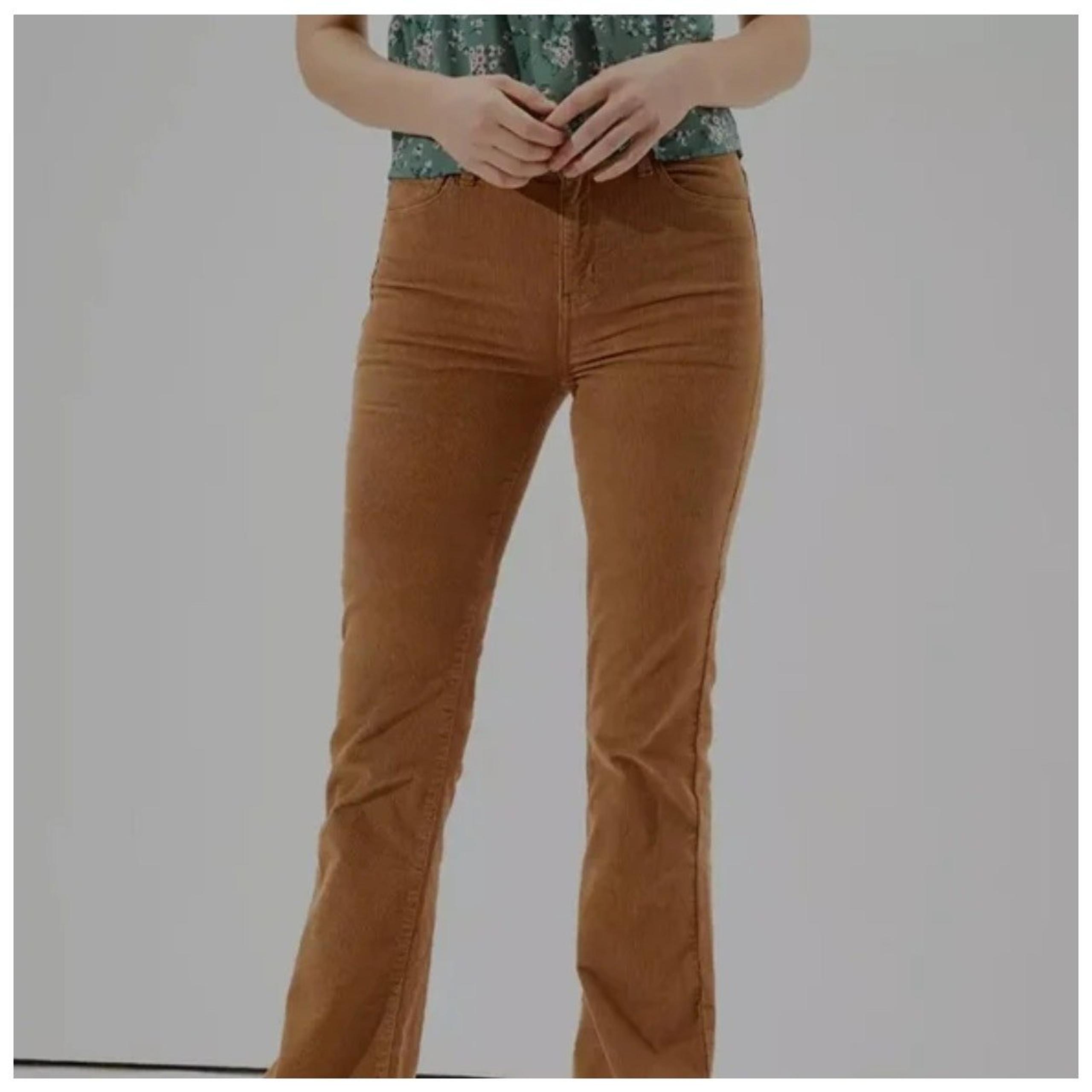 American Eagle Super Hi-Rise Flared Corduroy Pants Brown Womens Size 10