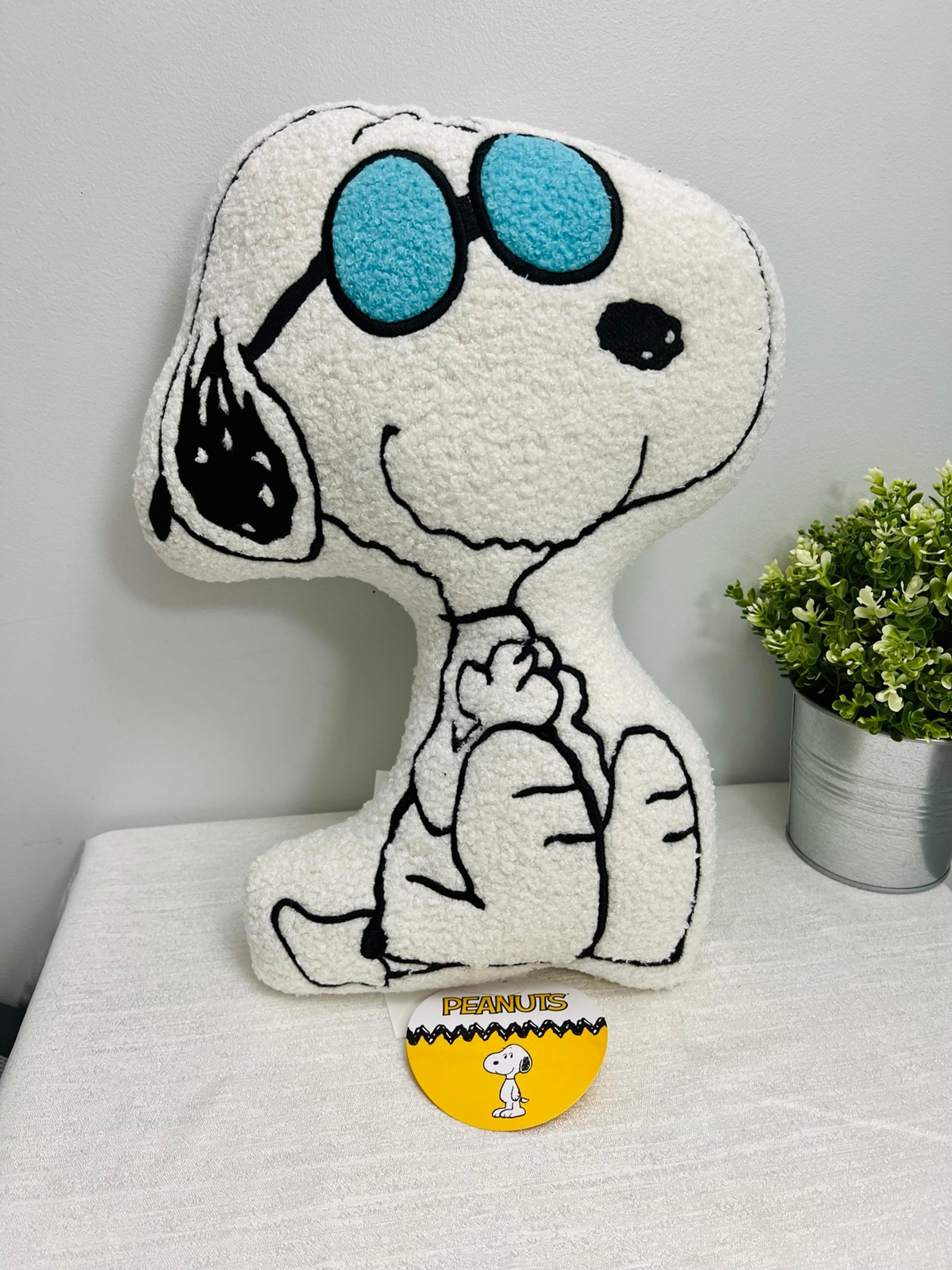 NEW Peanuts Snoopy Blue Sunglasses Sherpa Decorative Pillows Rare Collectible