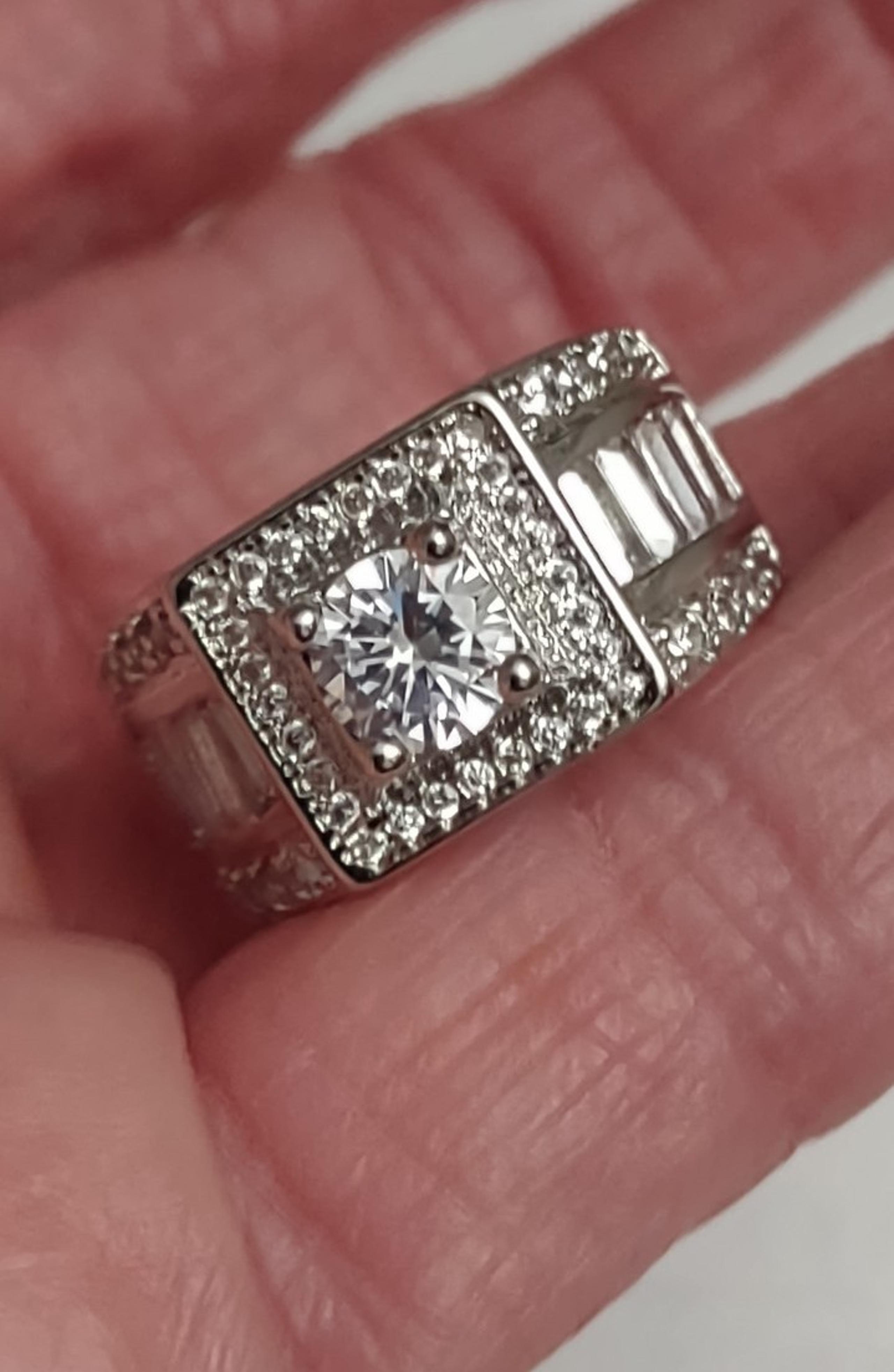Men's size 7 lab culture diamond white topaz and 925 sterling ring