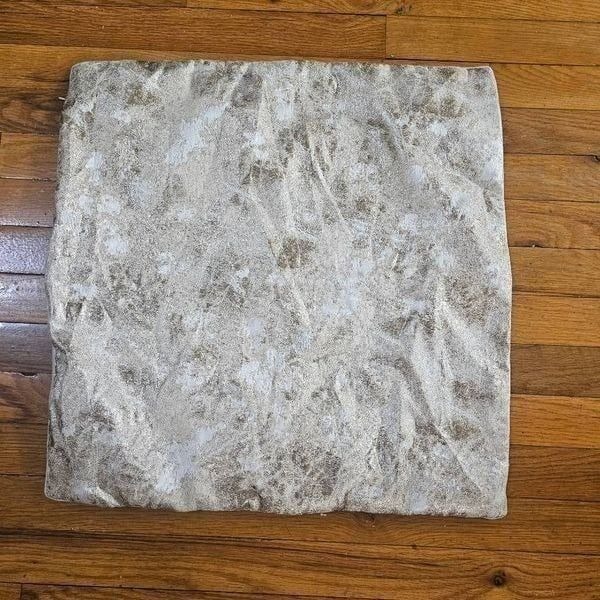 Dransfield & Ross Golden Sand Marble Elastic Pillow 22 115