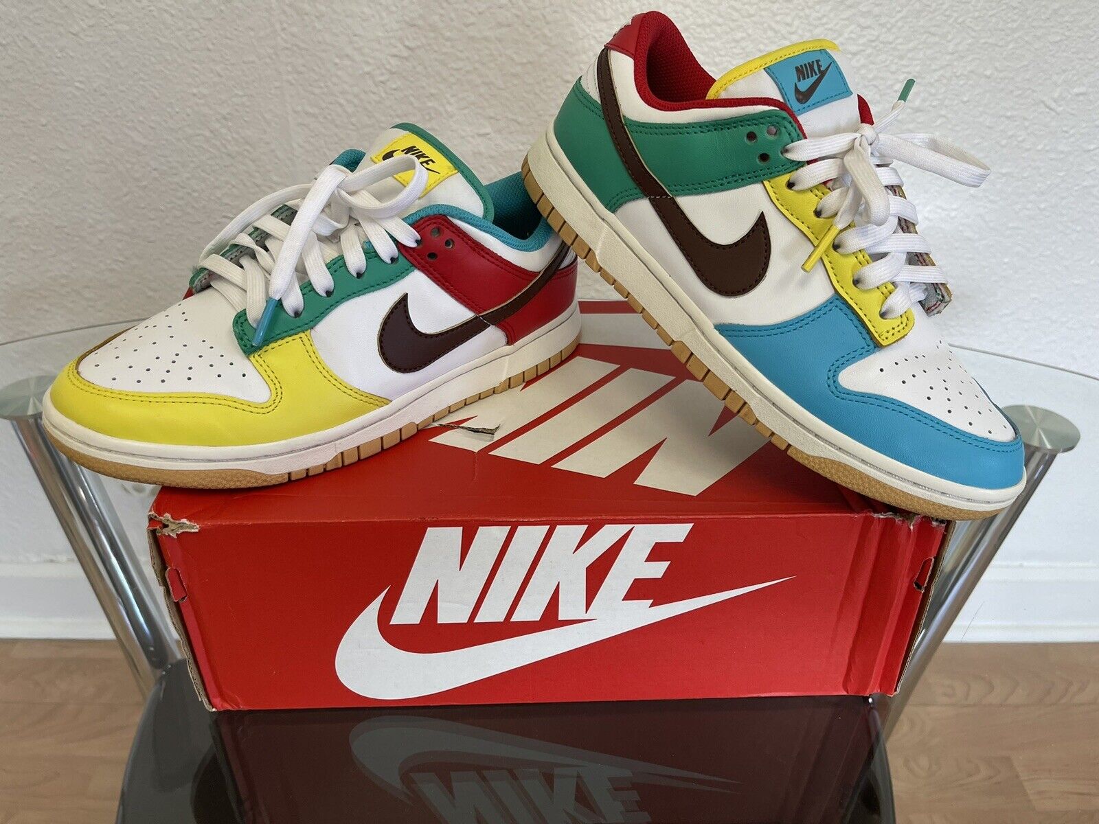Size 6.5 - Nike Dunk Low SE FREE.99 Light Chocolate/Roma Green/White