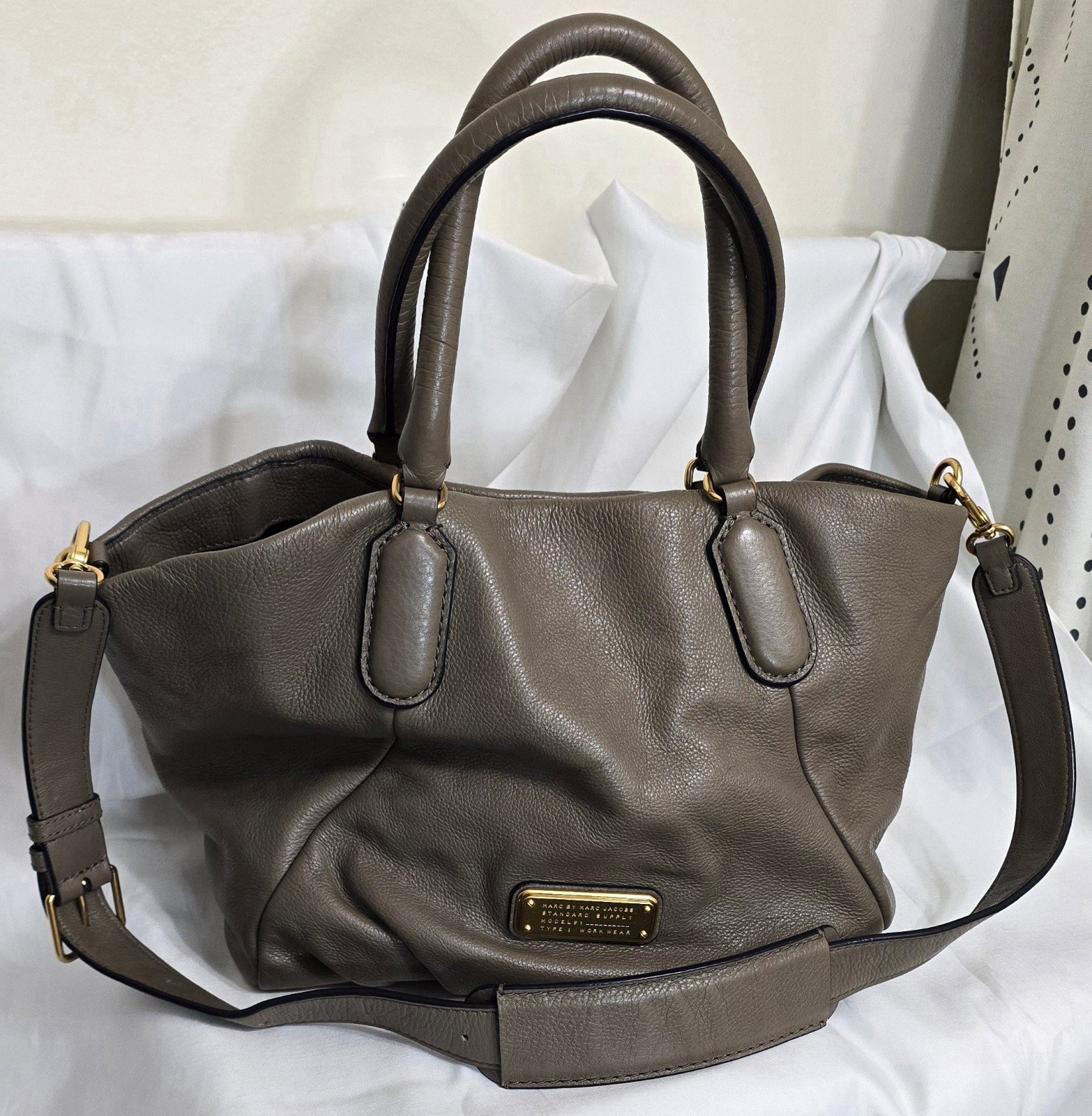 Marc by Marc Jacobs Q Fran Leather Crossbody bag/satchel | Almond Gray