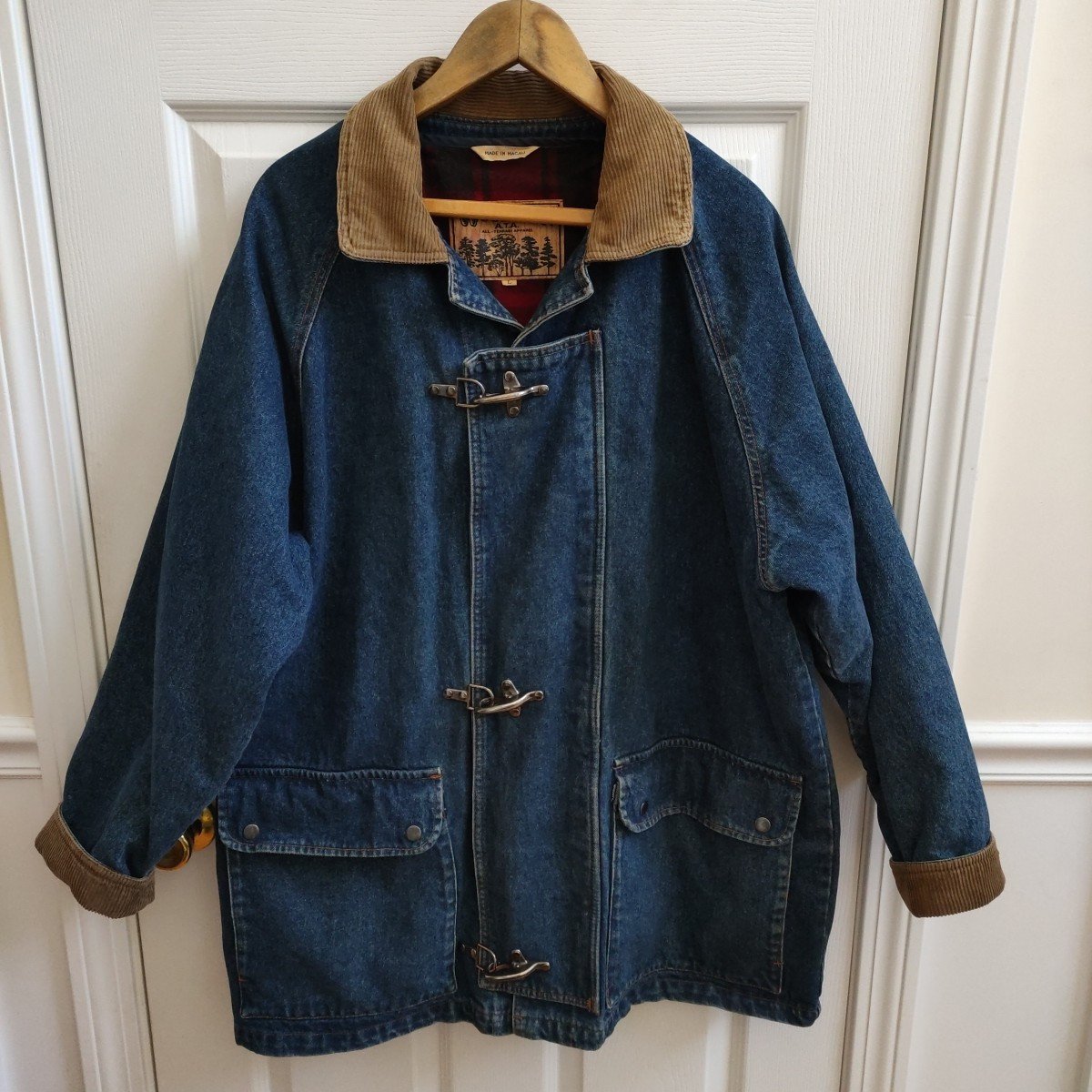 Vintage Denim Fireman Coat Size L Lobster Clasp Chore Barn Coat Removable Liner